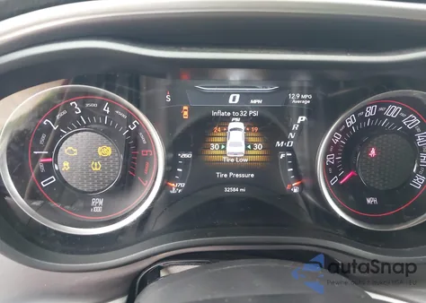 2019 Dodge Challenger R/T Scat Pack z USA, uszkodzony, nr VIN 2C3CDZFJ1KH666745